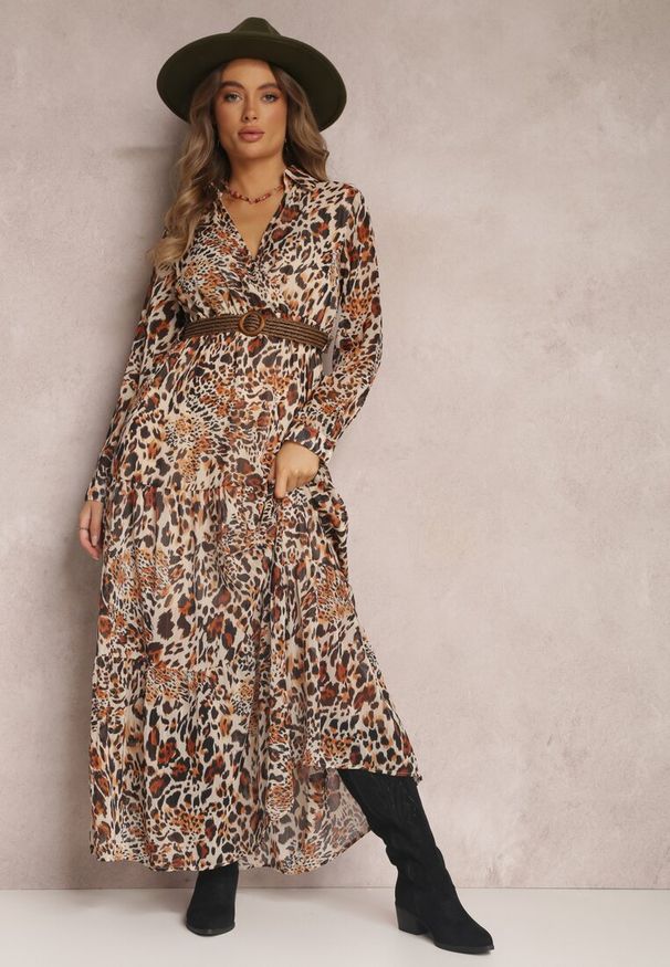 Renee - Brązowo-Beżowa Sukienka Hellanassa. Kolor: beżowy. Długość rękawa: długi rękaw. Wzór: motyw zwierzęcy, aplikacja, nadruk. Typ sukienki: kopertowe. Styl: elegancki. Długość: maxi