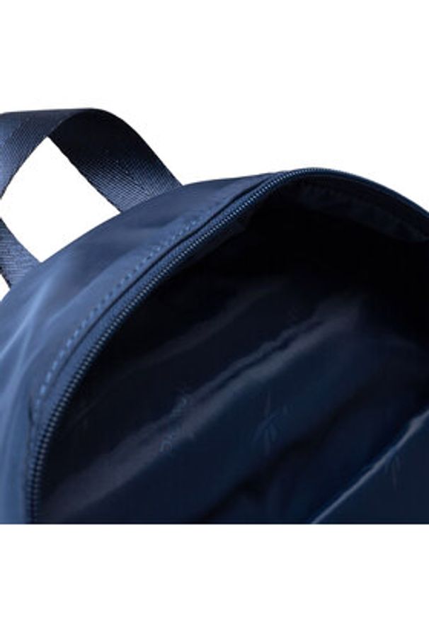 Reebok Plecak RBK-033-CCC-05 Granatowy. Kolor: niebieski. Materiał: materiał, poliester