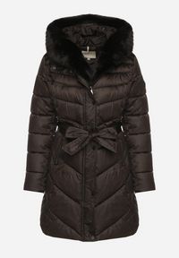 Born2be - Czarna Pikowana Kurtka z Wiązanym Paskiem i Kapturem z Futerkiem Fenama. Okazja: na spacer, na co dzień. Kolor: czarny. Materiał: futro. Styl: elegancki, casual