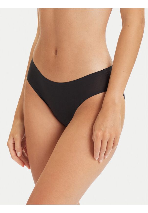 Chantelle Figi klasyczne Soft Stretch C26430 Czarny. Kolor: czarny. Materiał: syntetyk