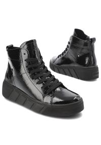 Czarne Botki Rieker Modne Lakierowane Obuwie Damskie. Okazja: na co dzień. Zapięcie: sznurówki. Kolor: czarny. Materiał: lakier. Styl: casual, elegancki #3