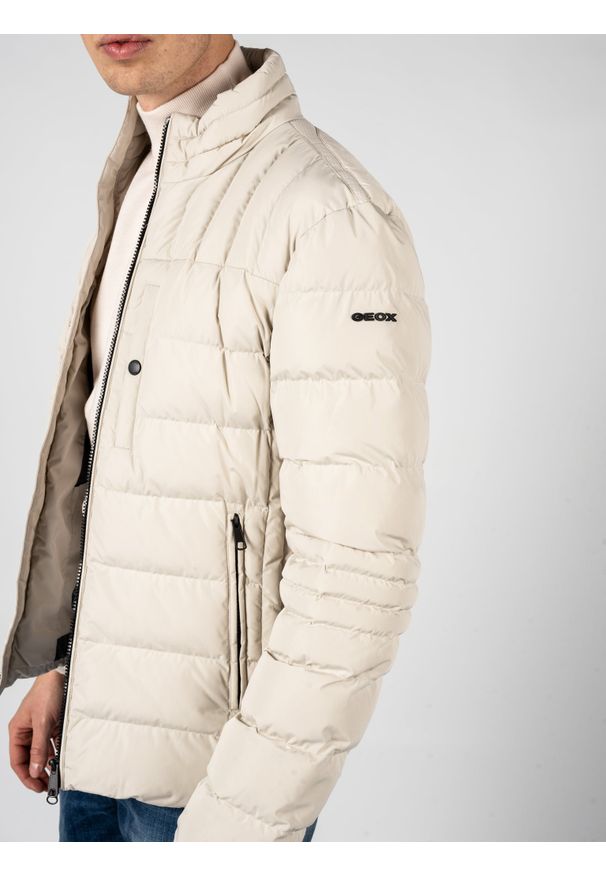 Geox Kurtka "Hilstone" | M2628D T2941 | Mężczyzna | Szary. Okazja: na co dzień, na spacer. Typ kołnierza: kołnierzyk stójkowy. Kolor: szary. Materiał: poliester. Styl: casual