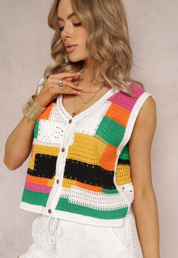 Renee - Biało-Żółty Top z Bawełnianej Dzierganej Tkaniny Zapinany na Guziki Kawayne. Kolor: biały. Materiał: bawełna, tkanina, dziergany. Styl: boho