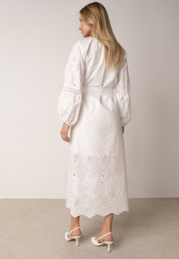 Born2be - Biała Bawełniana Sukienka Boho z Paskiem Haftem i Ażurowymi Wstawkami Orilise. Okazja: na co dzień, na randkę, do pracy. Kolor: biały. Materiał: bawełna. Długość rękawa: długi rękaw. Wzór: ażurowy, haft. Typ sukienki: proste. Styl: boho