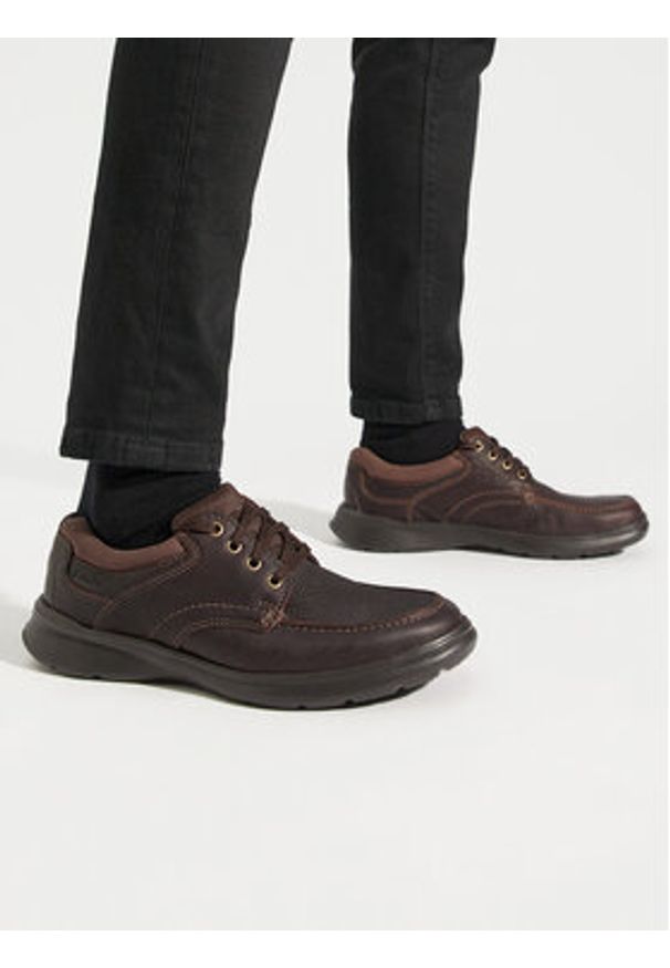 Clarks Półbuty Cotrell Edge 261198037 Brązowy. Kolor: brązowy. Materiał: skóra