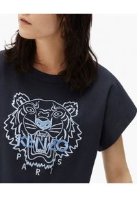 Kenzo - KENZO - T-shirt z nadrukiem tygrysa Tiger. Kolor: niebieski. Materiał: bawełna. Wzór: nadruk. Styl: klasyczny #2