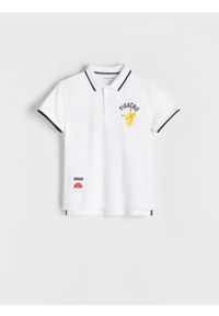 Reserved - T-shirt polo Pokémon - biały. Typ kołnierza: polo. Kolor: biały. Materiał: dzianina