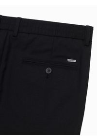 Ombre Clothing - Męskie spodnie chino REGULAR FIT z gumką w pasie – czarne V4. Okazja: na co dzień. Kolor: czarny. Materiał: guma, wiskoza, tkanina, poliester, materiał, bawełna. Styl: casual, elegancki #6