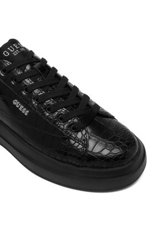 Guess Sneakersy FMPELA ELE12 Czarny. Kolor: czarny. Materiał: syntetyk, skóra