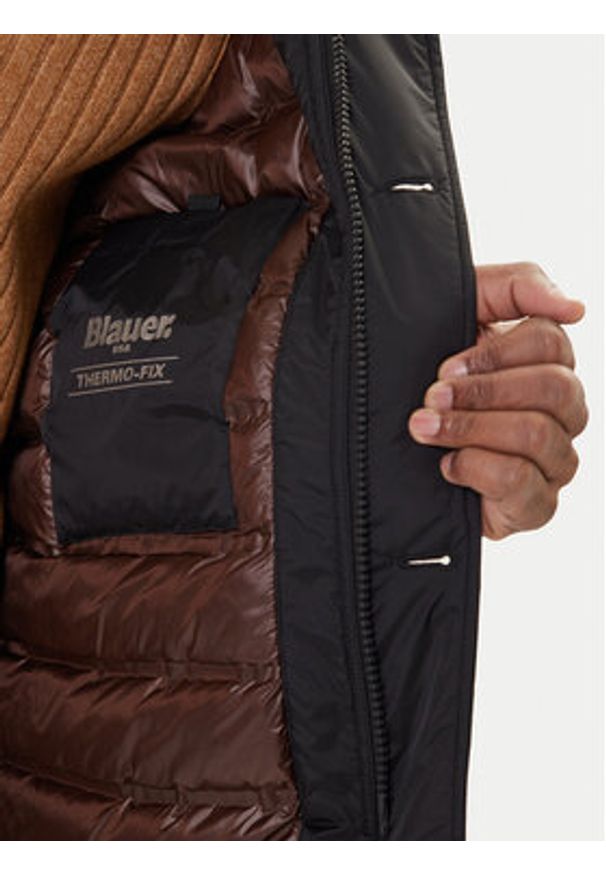 Blauer Parka Faywood 25WBLUK11140 007286 Czarny Regular Fit. Kolor: czarny. Materiał: syntetyk