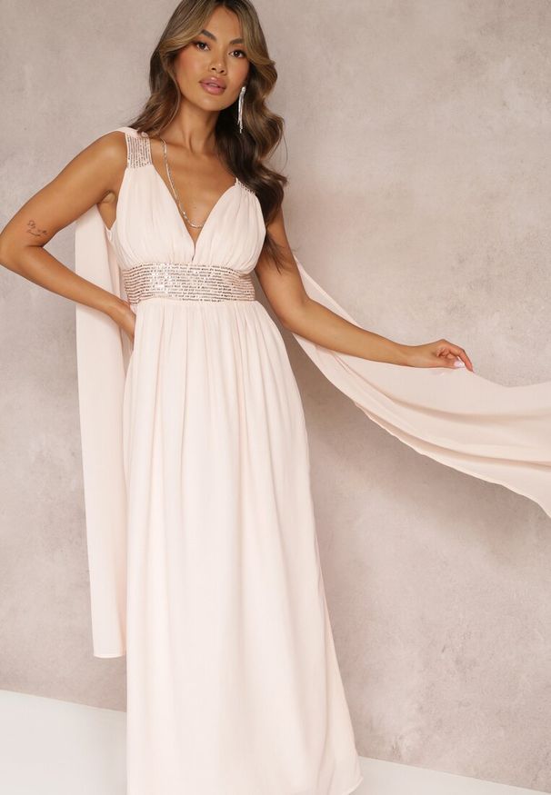 Renee - Różowa Maxi Sukienka o Rozkloszowanym Fasonie Ozdobiona Cekinami na Szerokich Ramiączkach Nedilva. Kolor: różowy. Długość rękawa: na ramiączkach. Wzór: aplikacja. Długość: maxi