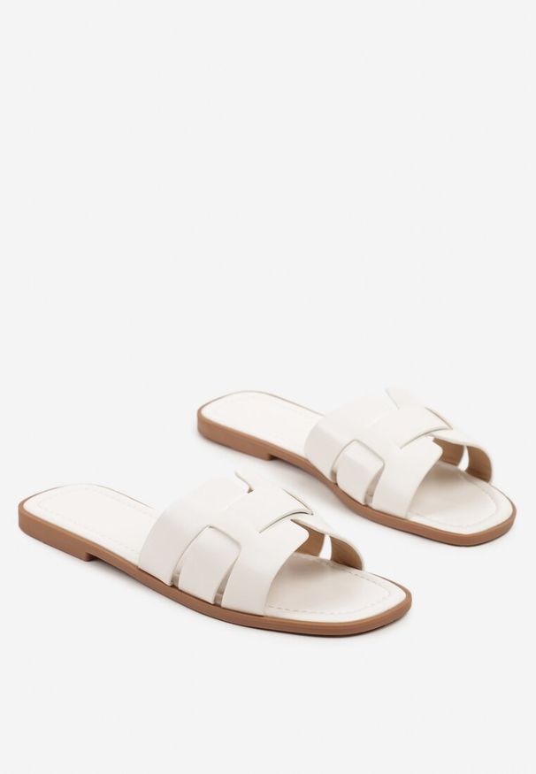 Renee - Białe Klapki z Geometryczną Cholewką Pollevela. Okazja: na co dzień. Kolor: biały. Wzór: geometria. Styl: casual