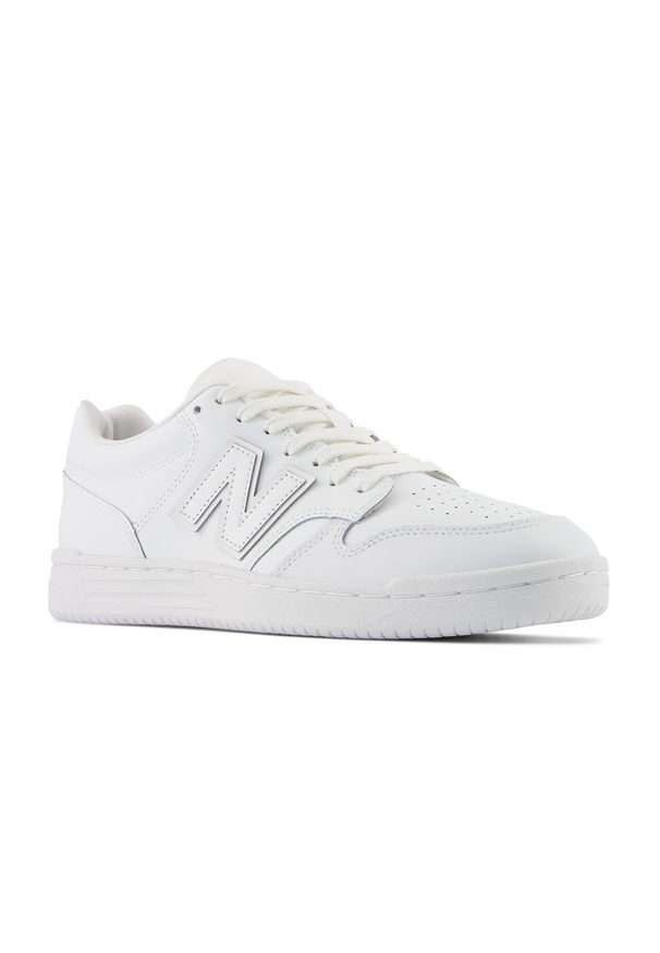 Buty unisex New Balance BB480L3W – białe. Okazja: na co dzień. Kolor: biały. Materiał: skóra, dresówka, materiał. Szerokość cholewki: normalna. Sport: turystyka piesza