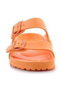 Klapki Birkenstock Birkenstock Arizona Eva M 1025188 pomarańczowe. Okazja: na spacer, na plażę, na co dzień. Zapięcie: pasek. Kolor: pomarańczowy. Materiał: materiał. Wzór: paski. Sezon: lato. Sport: turystyka piesza, pływanie