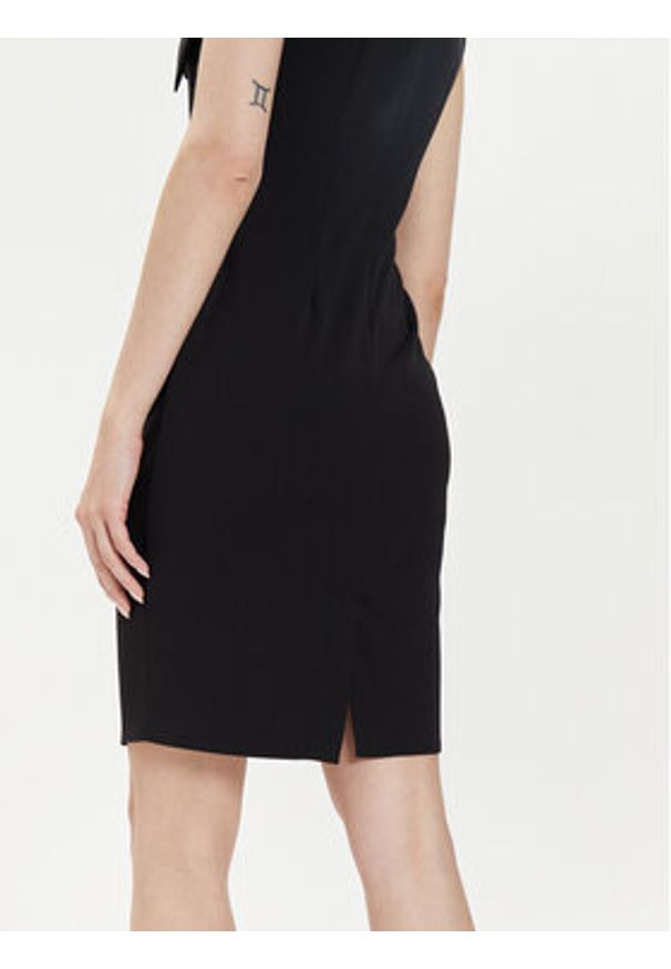 Rinascimento Sukienka koktajlowa CFC0118282003 Czarny Regular Fit. Kolor: czarny. Materiał: syntetyk. Styl: wizytowy