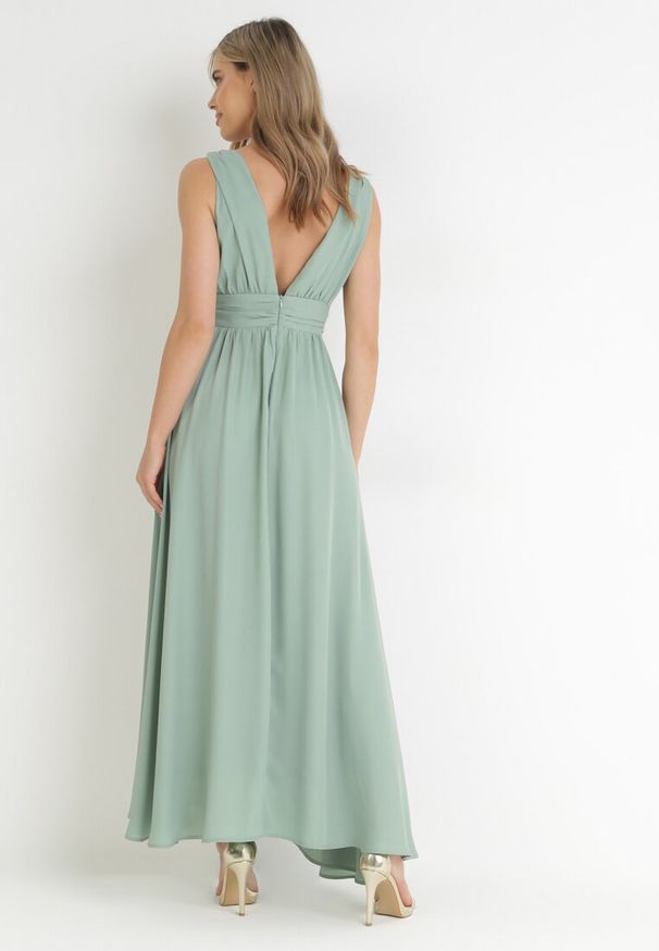 Born2be - Miętowa Rozkloszowana Sukienka na Ramiączkach Seraphineme. Kolor: miętowy. Długość rękawa: na ramiączkach. Styl: elegancki