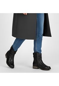 Czarne Botki Rieker Ocieplane Buty Damskie Zapinane Na Suwak. Okazja: na co dzień. Zapięcie: pasek. Kolor: czarny. Materiał: skóra. Szerokość cholewki: normalna. Styl: elegancki, casual, klasyczny #1