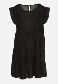 Born2be - Czarna Rozkloszowana Sukienka z Falbankami Zapinana przy Szyi Rettesa. Okazja: na co dzień. Typ kołnierza: kołnierz z falbankami. Kolor: czarny. Materiał: wiskoza, tkanina. Sezon: lato. Styl: elegancki, casual #7
