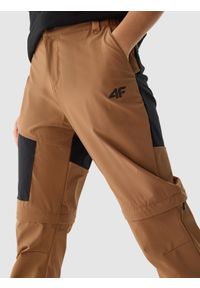 4f - Spodnie trekkingowe 4Way Stretch chłopięce - brązowe. Kolor: brązowy. Materiał: tkanina, włókno, materiał. Sport: turystyka piesza, wspinaczka