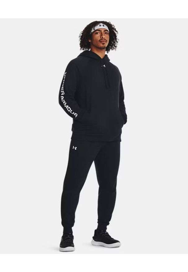 Under Armour UA RIVAL FLEECE SUIT Komplet dresowy męski. Kolor: czarny. Materiał: dresówka. Sport: fitness