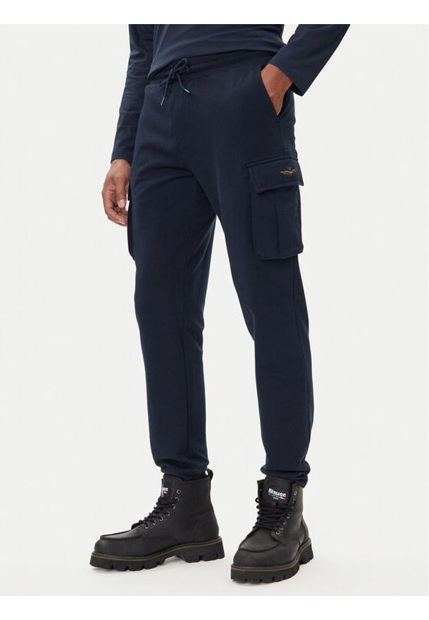 Aeronautica Militare Spodnie dresowe 252PF1010UF00662 Granatowy Regular Fit. Kolor: niebieski. Materiał: bawełna