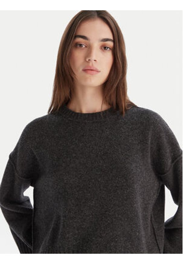 Marella Sweter Amelia 2523366305 Szary Loose Fit. Kolor: szary. Materiał: wełna
