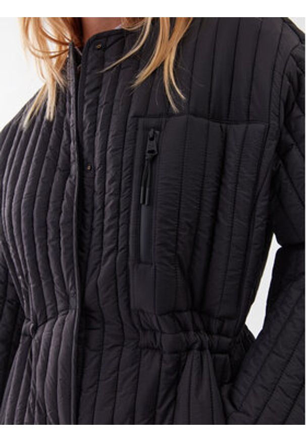 Calvin Klein Kurtka przejściowa K20K205506 Czarny Regular Fit. Kolor: czarny. Materiał: syntetyk