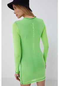LABELLAMAFIA - LaBellaMafia Sukienka kolor zielony mini dopasowana. Kolor: zielony. Materiał: dzianina. Długość rękawa: długi rękaw. Typ sukienki: dopasowane. Długość: mini #4