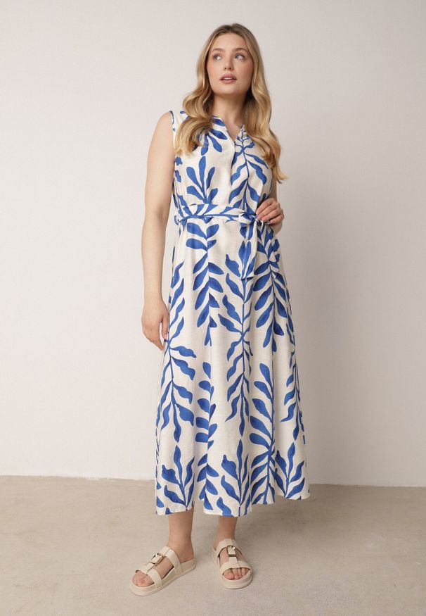 Born2be - Niebieska Pudełkowa Sukienka Wiskozowa Bez Rękawów z Wiązanym Paskiem Fontalin. Okazja: na co dzień, do pracy. Kolor: niebieski. Materiał: wiskoza. Długość rękawa: bez rękawów. Styl: boho, casual, elegancki