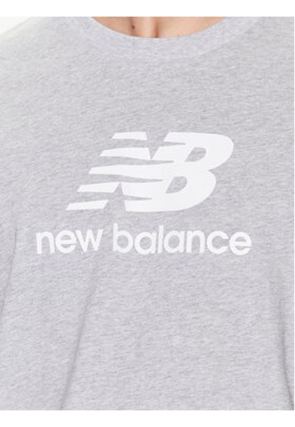New Balance T-Shirt MT31541 Szary Relaxed Fit. Kolor: szary. Materiał: bawełna