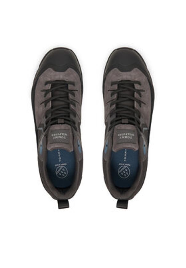 TOMMY HILFIGER - Tommy Hilfiger Sneakersy Outdoor Sneaker Tech Suede Wpm FM0FM05723 Szary. Kolor: szary. Materiał: zamsz, skóra. Sport: outdoor