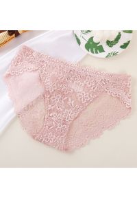 Intica - Koronkowe figi z delikatnej koronki na co dzień i specjalne okazje Barbe. Kolor: różowy. Materiał: koronka. Wzór: koronka