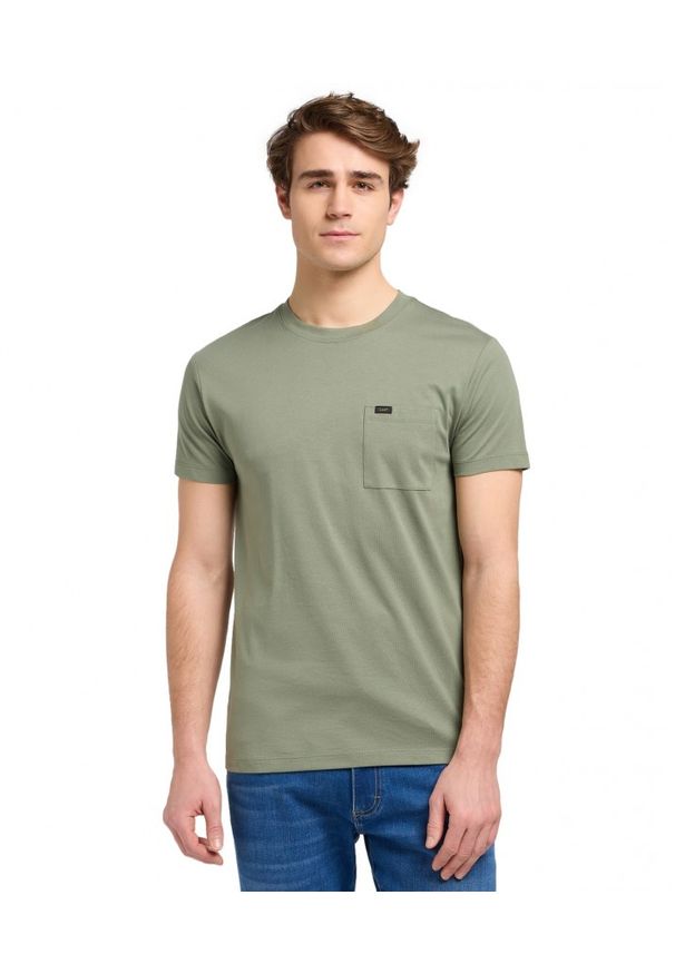 Lee - MESKA KOSZULKA LEE ULTIMATE POCKET TEE OLIVE STONE 112370494