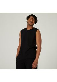 DOMYOS - Koszulka bez rękawów męska Domyos Gym & Pilates 500. Kolor: czarny. Materiał: materiał, bawełna, elastan, prążkowany, tkanina. Długość rękawa: bez rękawów. Wzór: ze splotem. Styl: klasyczny #1