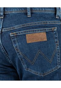 Wrangler - WRANGLER TEXAS SLIM MĘSKIE SPODNIE JEANSOWE SHY BOY W12SOCR27