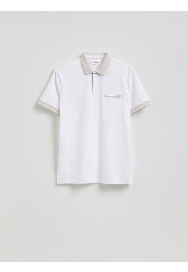Reserved - Koszulka polo slim - biały. Typ kołnierza: polo. Kolor: biały. Materiał: bawełna, włókno