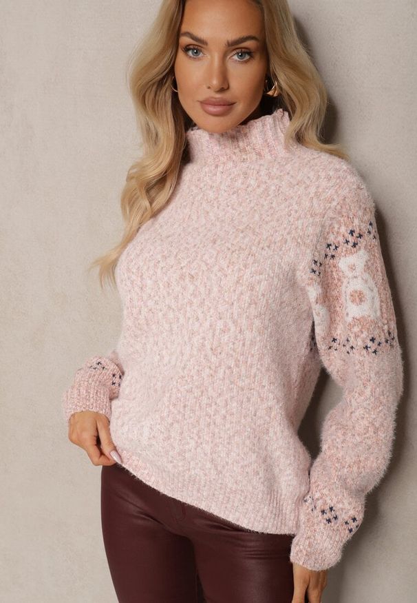 Renee - Ciemnoróżowy Sweter z Wełną Ozdobiony Misiami i Ściągaczami Selirina. Okazja: na co dzień. Kolor: różowy. Materiał: wełna. Wzór: aplikacja. Styl: casual
