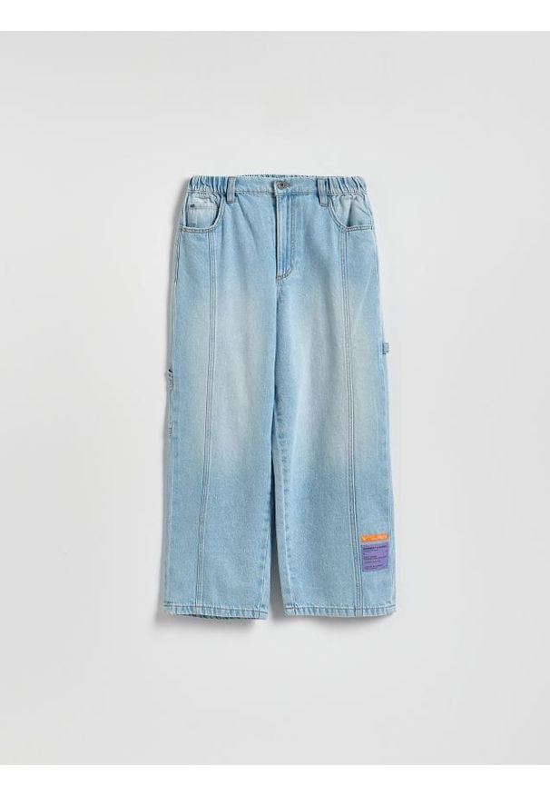 Reserved - Jeansy baggy - niebieski. Kolor: niebieski