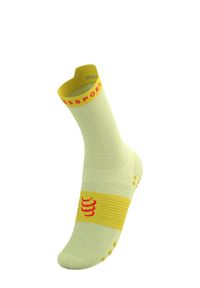 Skarpety biegowe Compressport Pro Racing Socks v4.0 Run High. Kolor: żółty. Sport: bieganie #2