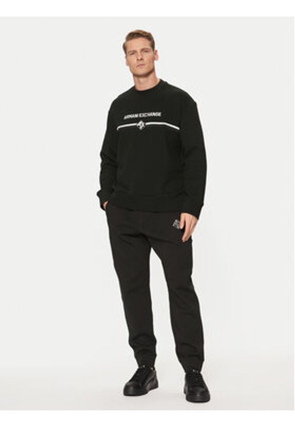 Armani Exchange Bluza XM000226 AF12656 UB001 Czarny Regular Fit. Kolor: czarny. Materiał: bawełna