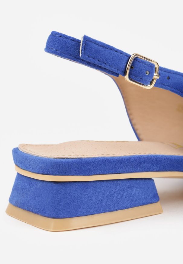 Born2be - Niebieskie Czółenka Vices z Odkrytą Piętą Ozdobione Cyrkoniami ze Skórzaną Władką Eklevia. Zapięcie: pasek. Kolor: niebieski. Materiał: skóra. Wzór: aplikacja. Obcas: na obcasie. Styl: elegancki. Wysokość obcasa: średni