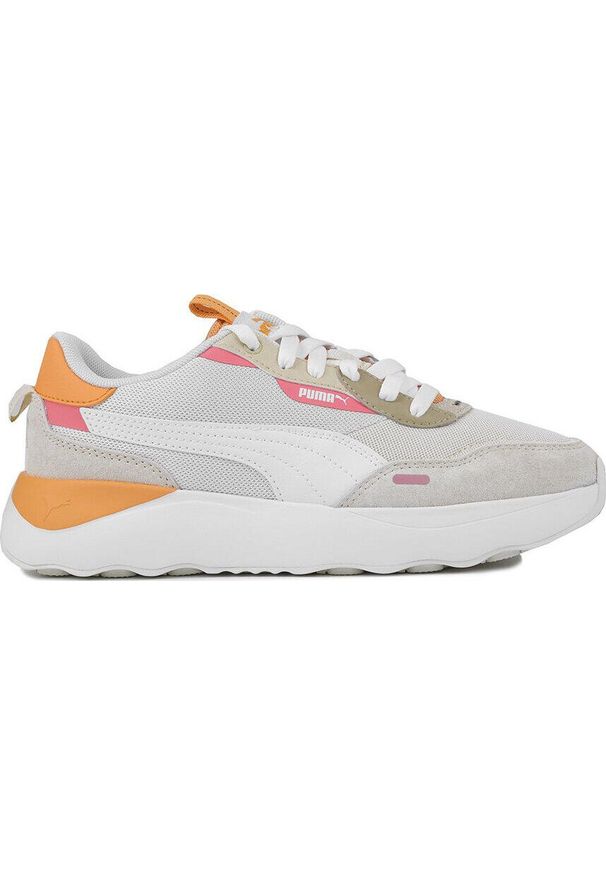 Buty sportowe damskie Puma Runtamed Platform. Kolor: beżowy. Obcas: na platformie