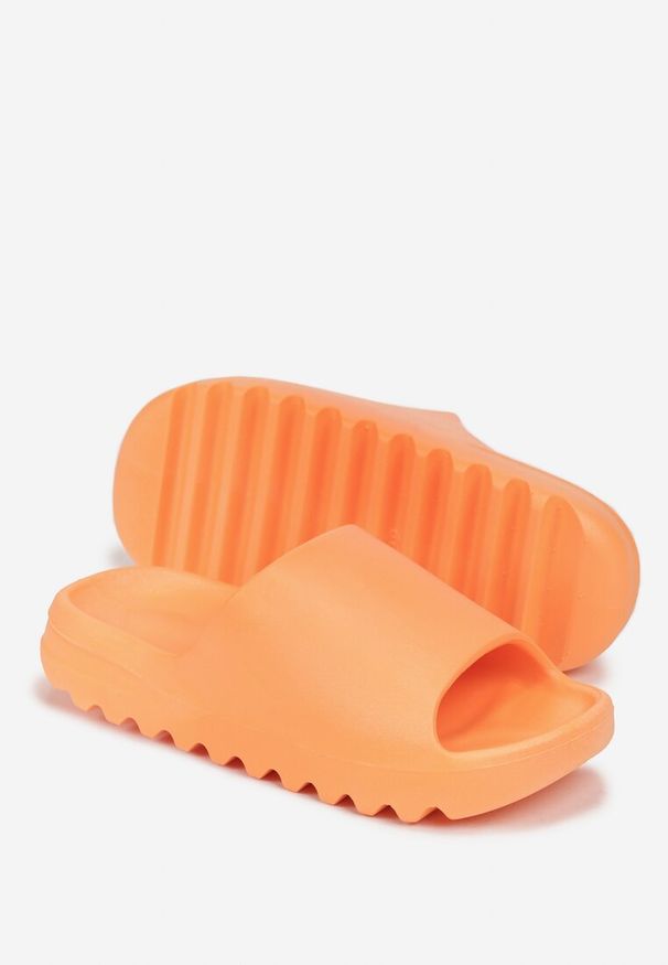 Renee - Pomarańczowe Klapki z Pianki z Odkrytym Noskiem Birea. Okazja: na co dzień, na plażę. Kolor: pomarańczowy. Styl: casual, klasyczny, sportowy