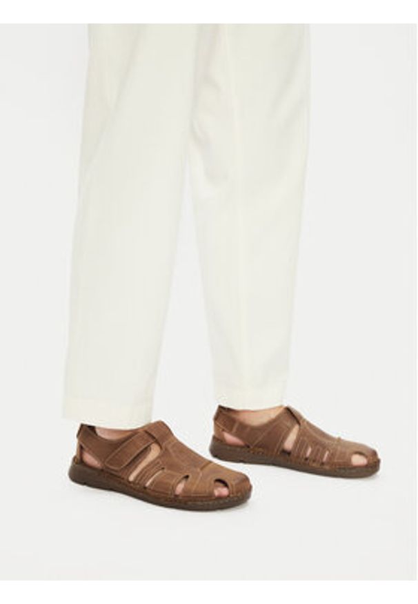 Lasocki Sandały MI08-Pilton-01 Beżowy. Kolor: beżowy. Materiał: skóra