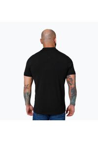 PITBULL - Koszulka polo męska Pitbull Polo Jersey Small Logo. Typ kołnierza: polo. Kolor: czarny. Materiał: jersey