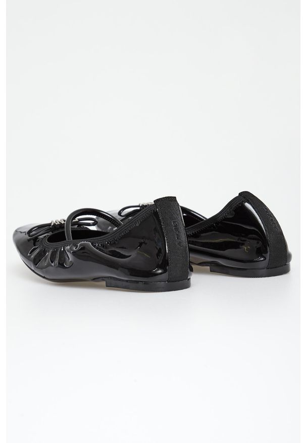 Baleriny damskie lakierowane DKNY. Materiał: lakier