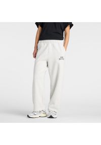 Spodnie damskie New Balance WB61W1DZAHH – szare. Stan: podwyższony. Kolor: szary. Materiał: poliester, bawełna, dresówka, guma #1