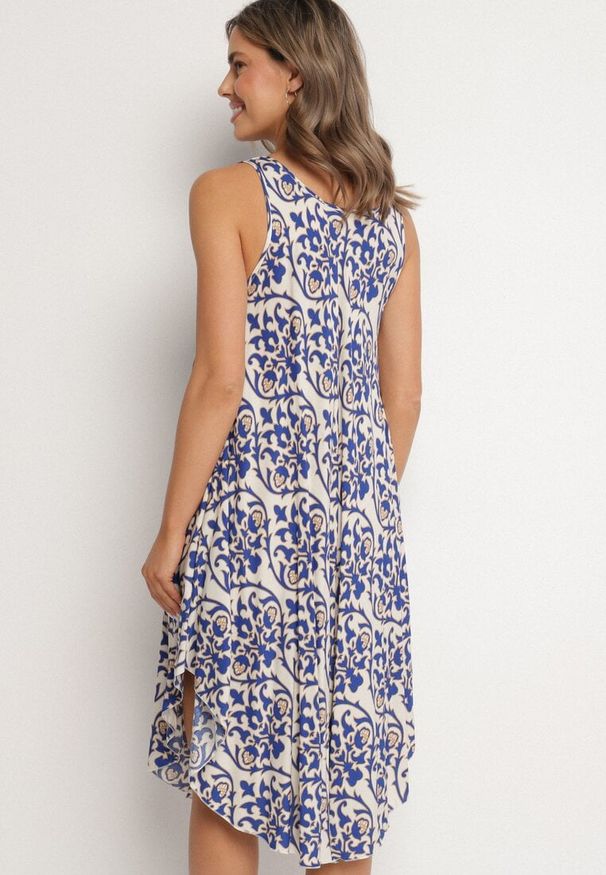 Born2be - Niebieska Bawełniana Sukienka Rozkloszowana w Abstrakcyjny Wzór Natiliana. Okazja: na co dzień. Kolor: niebieski. Materiał: bawełna. Sezon: lato. Styl: casual