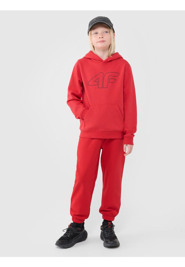 4f - 4F Bluza dresowa nierozpinana z kapturem chłopięca - czerwona 134 (8-9 lat). Okazja: na co dzień. Typ kołnierza: kaptur. Kolor: czerwony. Materiał: dresówka. Wzór: gładki, ze splotem, nadruk. Sezon: lato. Styl: casual, sportowy