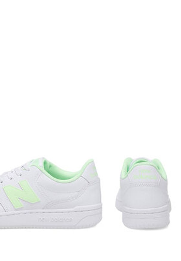 New Balance Sneakersy BBW80WMG Biały. Kolor: biały. Materiał: skóra